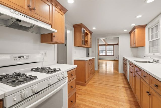 173 Vine Rock St, Dedham, MA 02026