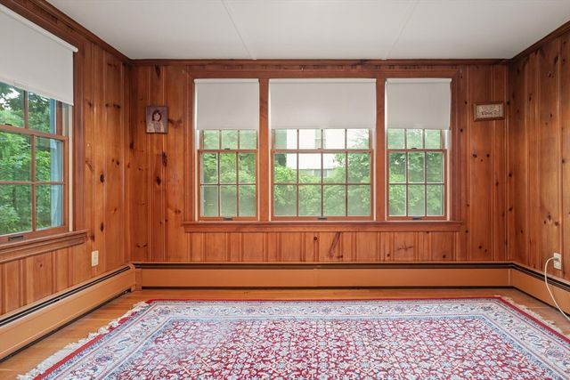 173 Vine Rock St, Dedham, MA 02026