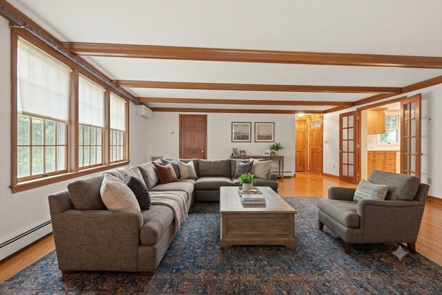173 Vine Rock St, Dedham, MA 02026