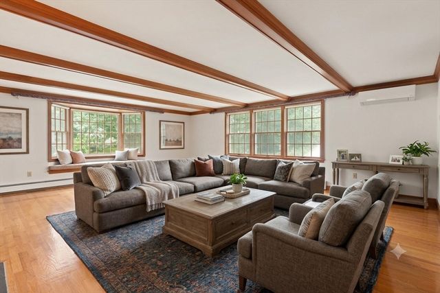 173 Vine Rock St, Dedham, MA 02026