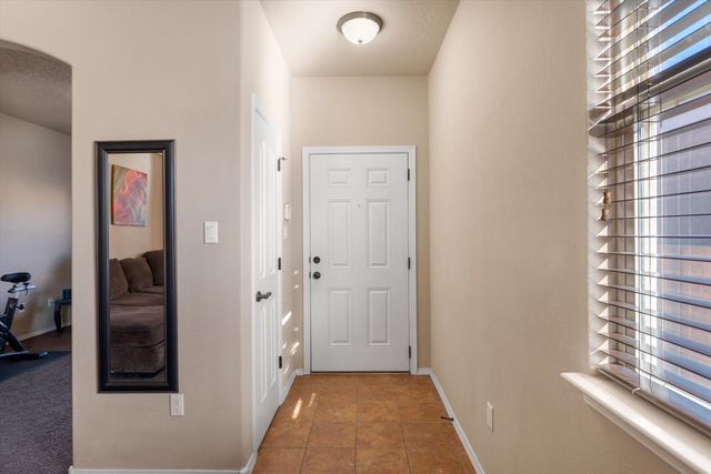 855 Molten Place NW, Albuquerque, NM 87120