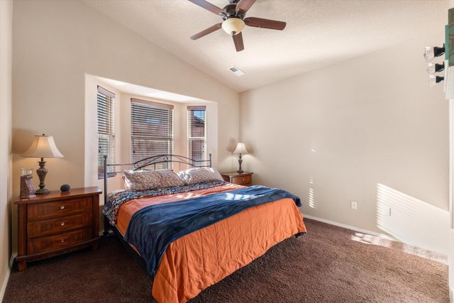 855 Molten Place NW, Albuquerque, NM 87120