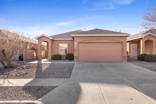 855 Molten Place NW, Albuquerque, NM 87120
