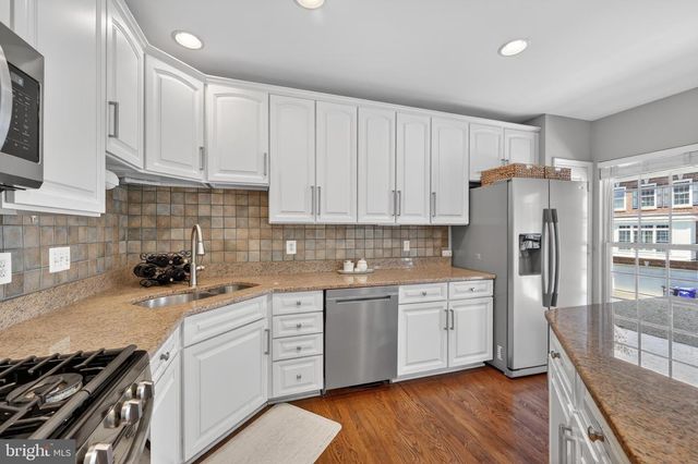 12003 MILL ROCK DR, Fairfax, VA 22030