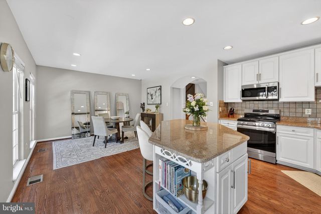12003 MILL ROCK DR, Fairfax, VA 22030