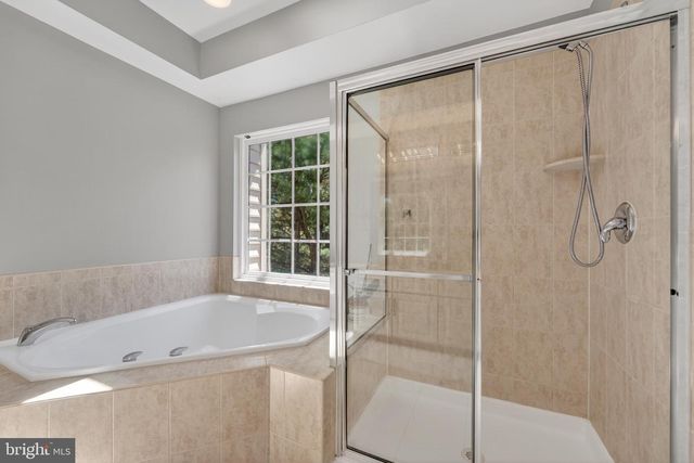 12003 MILL ROCK DR, Fairfax, VA 22030