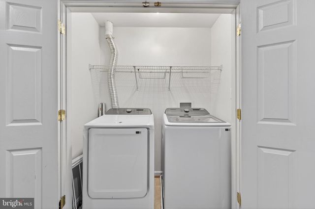 12003 MILL ROCK DR, Fairfax, VA 22030