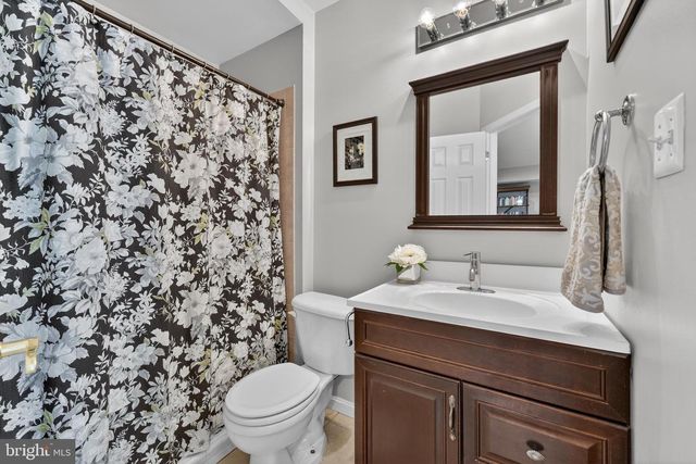 12003 MILL ROCK DR, Fairfax, VA 22030
