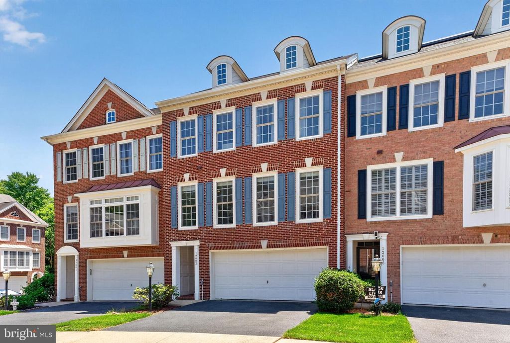 12003 MILL ROCK DR, Fairfax, VA 22030