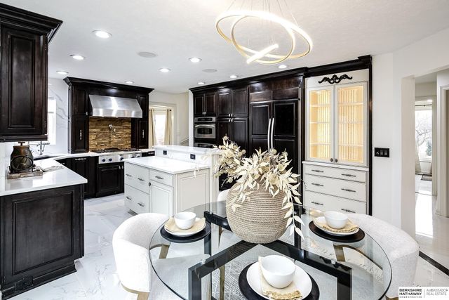 2701 N 159th Street, Omaha, NE 68116