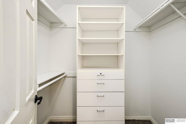 2701 N 159th Street, Omaha, NE 68116