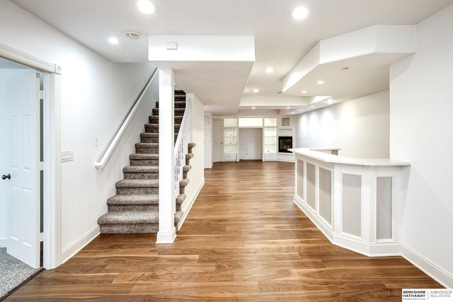 2701 N 159th Street, Omaha, NE 68116