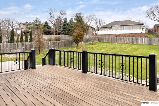 2701 N 159th Street, Omaha, NE 68116