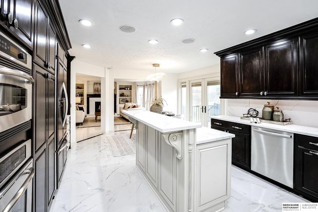 2701 N 159th Street, Omaha, NE 68116