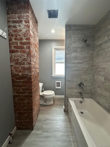 197 N Hamilton Street 2, Poughkeepsie, NY 12601
