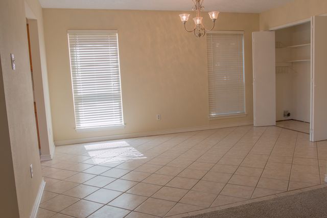 808 Sandhurst Drive, Plano, TX 75025