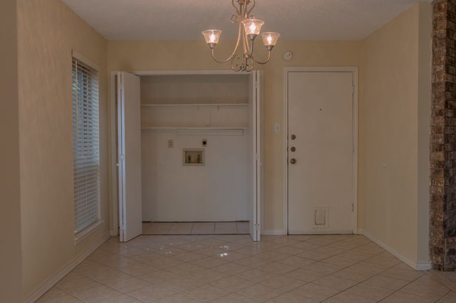 808 Sandhurst Drive, Plano, TX 75025