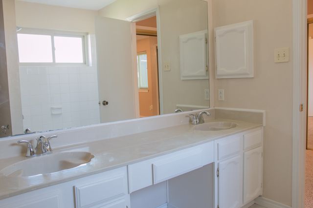 808 Sandhurst Drive, Plano, TX 75025