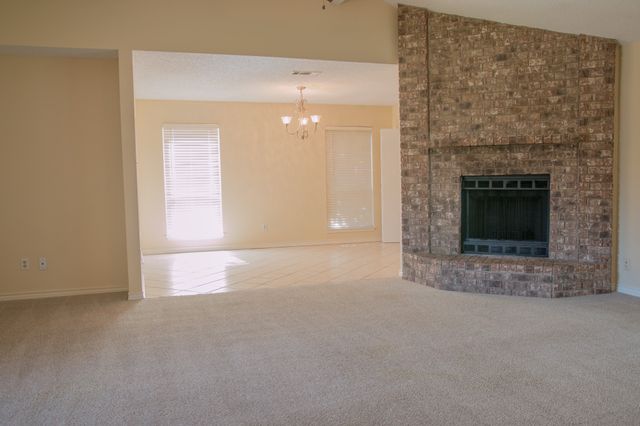 808 Sandhurst Drive, Plano, TX 75025
