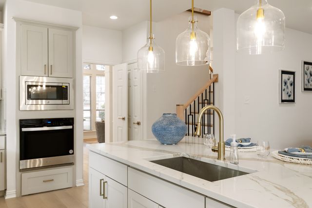 2639 Valley Creek Trail, Mckinney, TX 75072