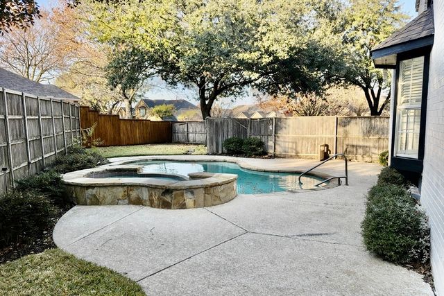 2639 Valley Creek Trail, Mckinney, TX 75072