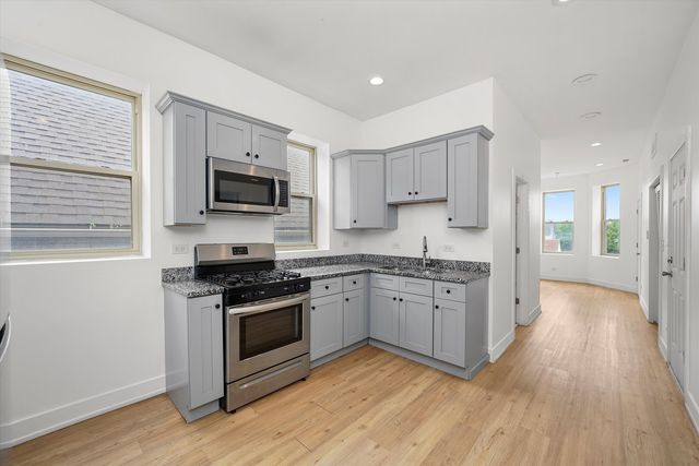 1908 W 48th Street 3F, Chicago, IL 60609