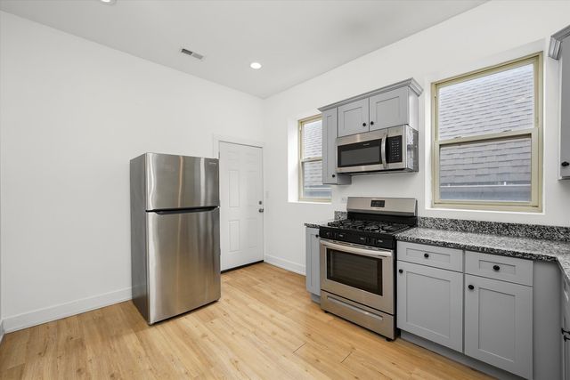 1908 W 48th Street 3F, Chicago, IL 60609