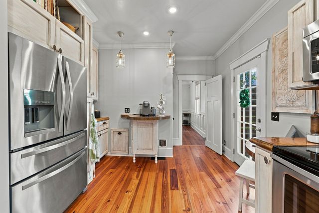 606 Lawrence St, Old Hickory, TN 37138