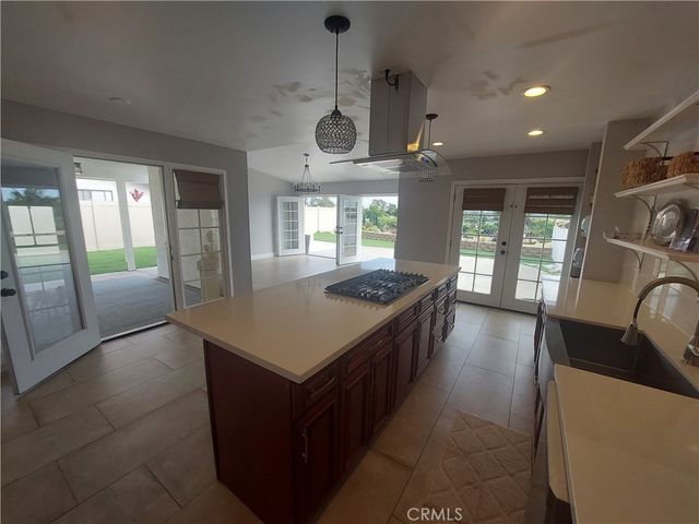 2297 Levante St., Carlsbad, CA 92009