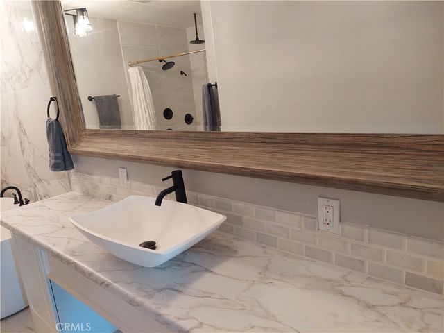 2297 Levante St., Carlsbad, CA 92009