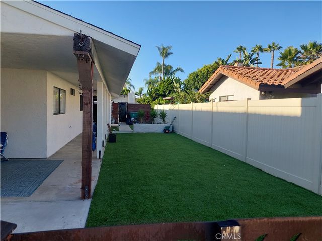 2297 Levante St., Carlsbad, CA 92009