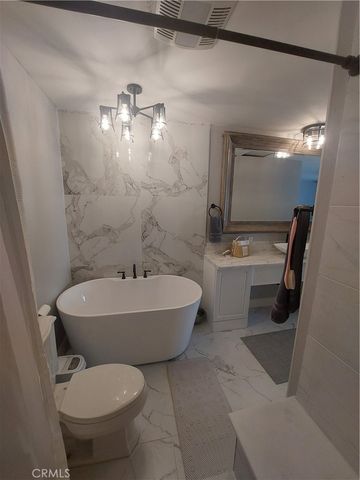 2297 Levante St., Carlsbad, CA 92009