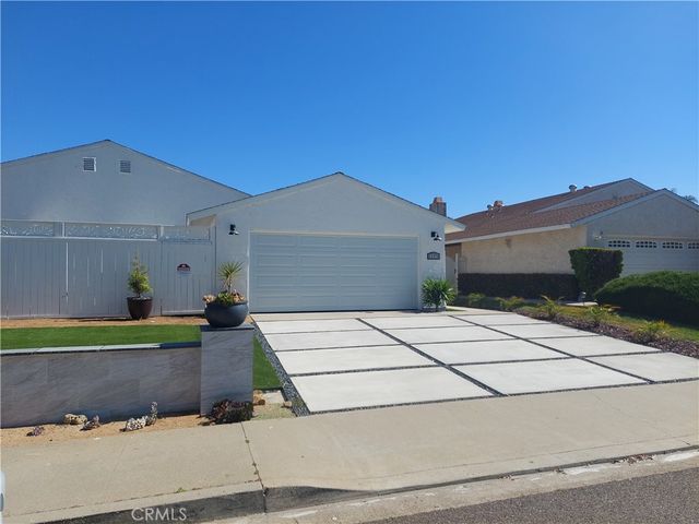 2297 Levante St., Carlsbad, CA 92009