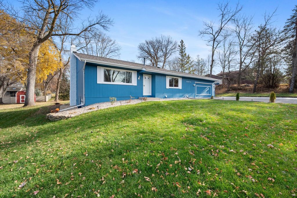 20972 Italy Avenue, Lakeville, MN 55044