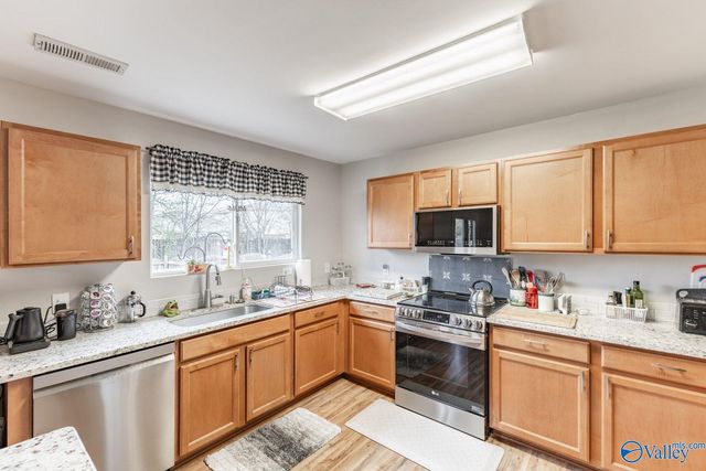 130 Sagebrook Drive, Madison, AL 35757