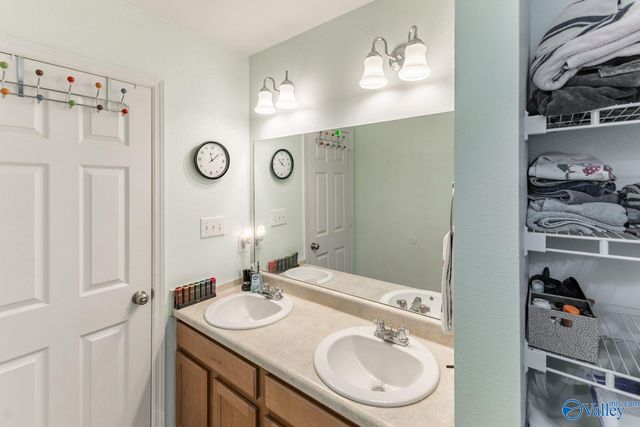 130 Sagebrook Drive, Madison, AL 35757