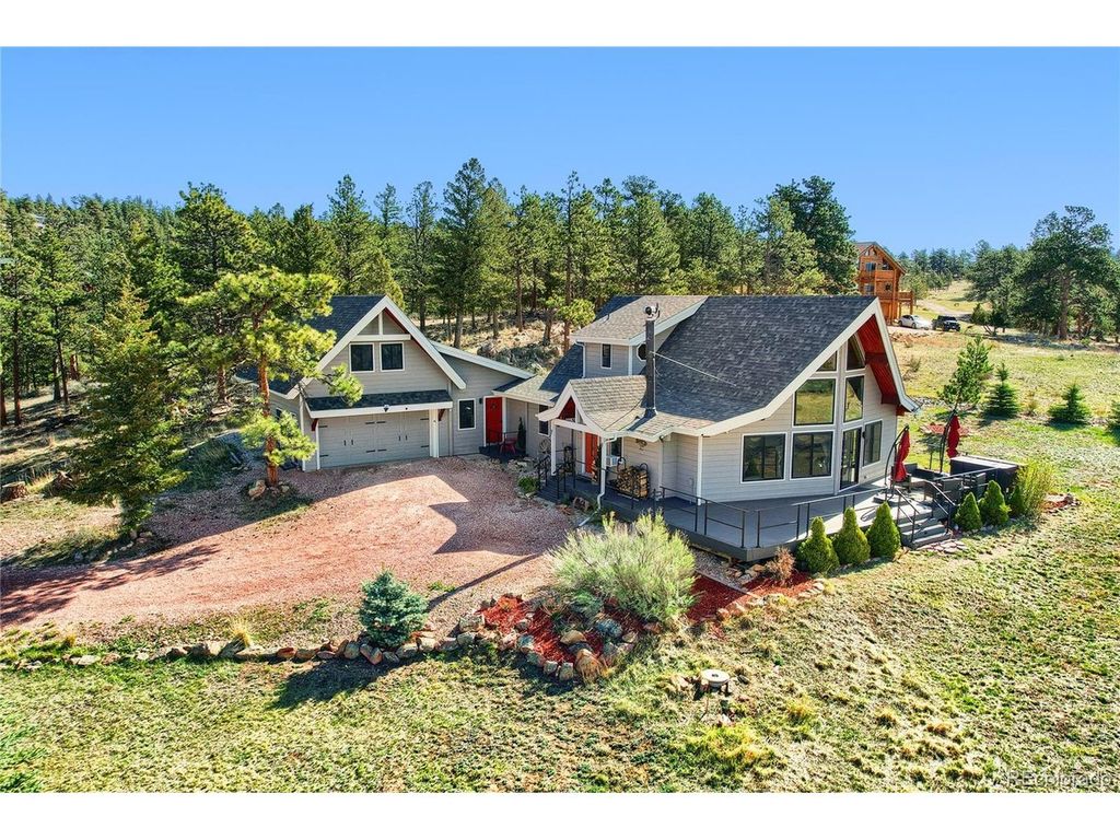 54 Guardian Peak Dr, Livermore, CO 80536