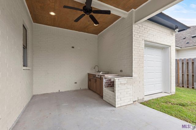 1126 Camellia Way, Denham Springs, LA 70726