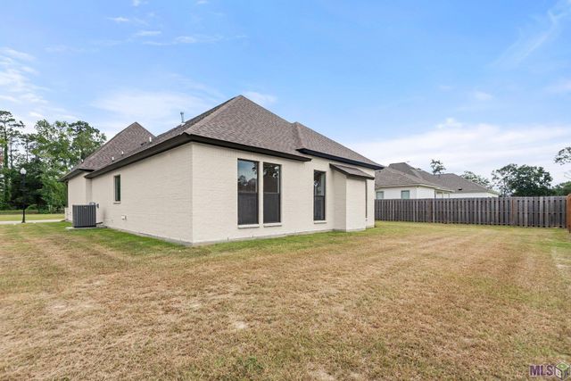 1126 Camellia Way, Denham Springs, LA 70726
