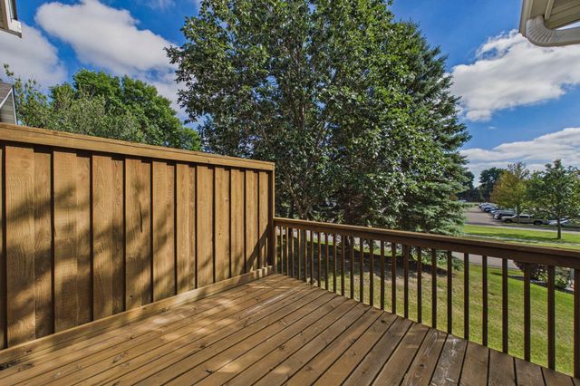 710 Gilfillan Lane, White Bear Twp, MN 55127