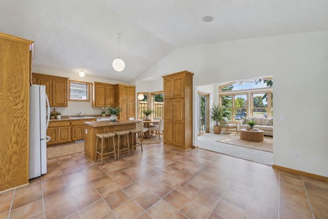 710 Gilfillan Lane, White Bear Twp, MN 55127