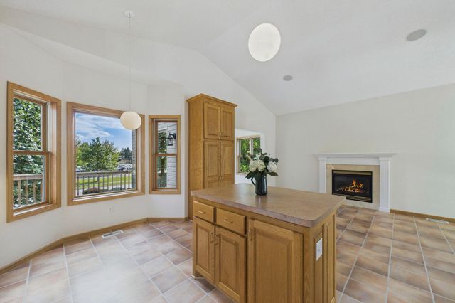 710 Gilfillan Lane, White Bear Twp, MN 55127
