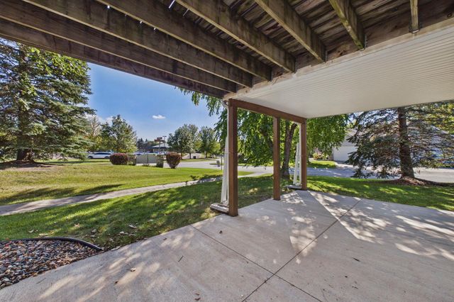 710 Gilfillan Lane, White Bear Twp, MN 55127