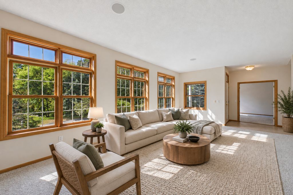 710 Gilfillan Lane, White Bear Twp, MN 55127 — photo 5