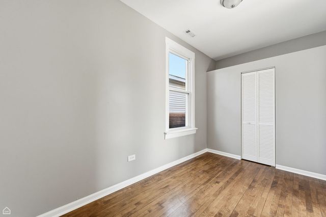 8643 S Exchange Avenue, Chicago, IL 60617