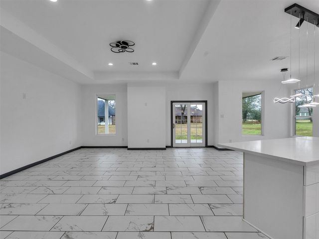 145 Birdie Drive, Hempstead, TX 77445