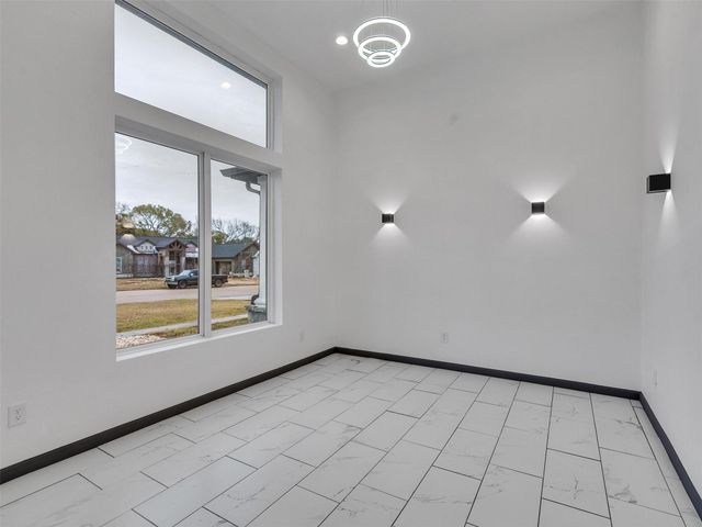 145 Birdie Drive, Hempstead, TX 77445