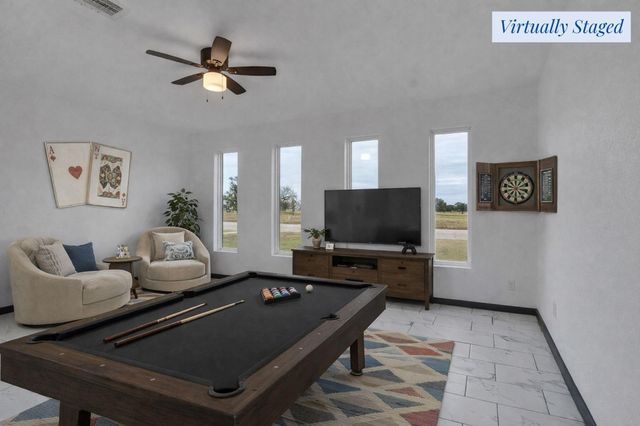 145 Birdie Drive, Hempstead, TX 77445