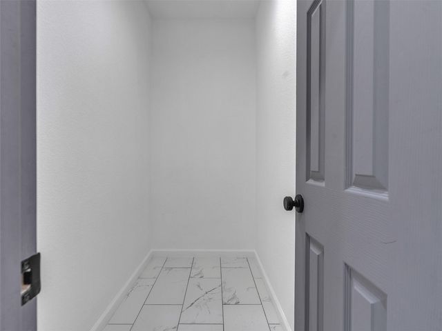 145 Birdie Drive, Hempstead, TX 77445