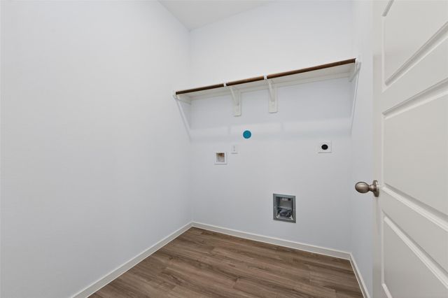 9718 Enclave Ridge Road, Willis, TX 77318